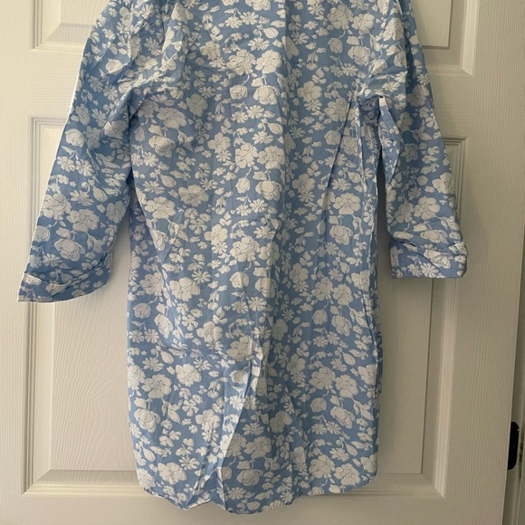 Ralph Lauren women’s button down night gown - Picture 2 of 3